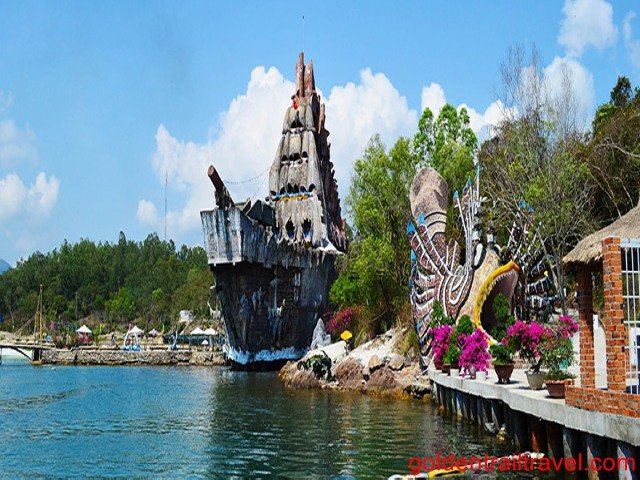 20 Days Vietnam and Laos Panorama Highlights Tour